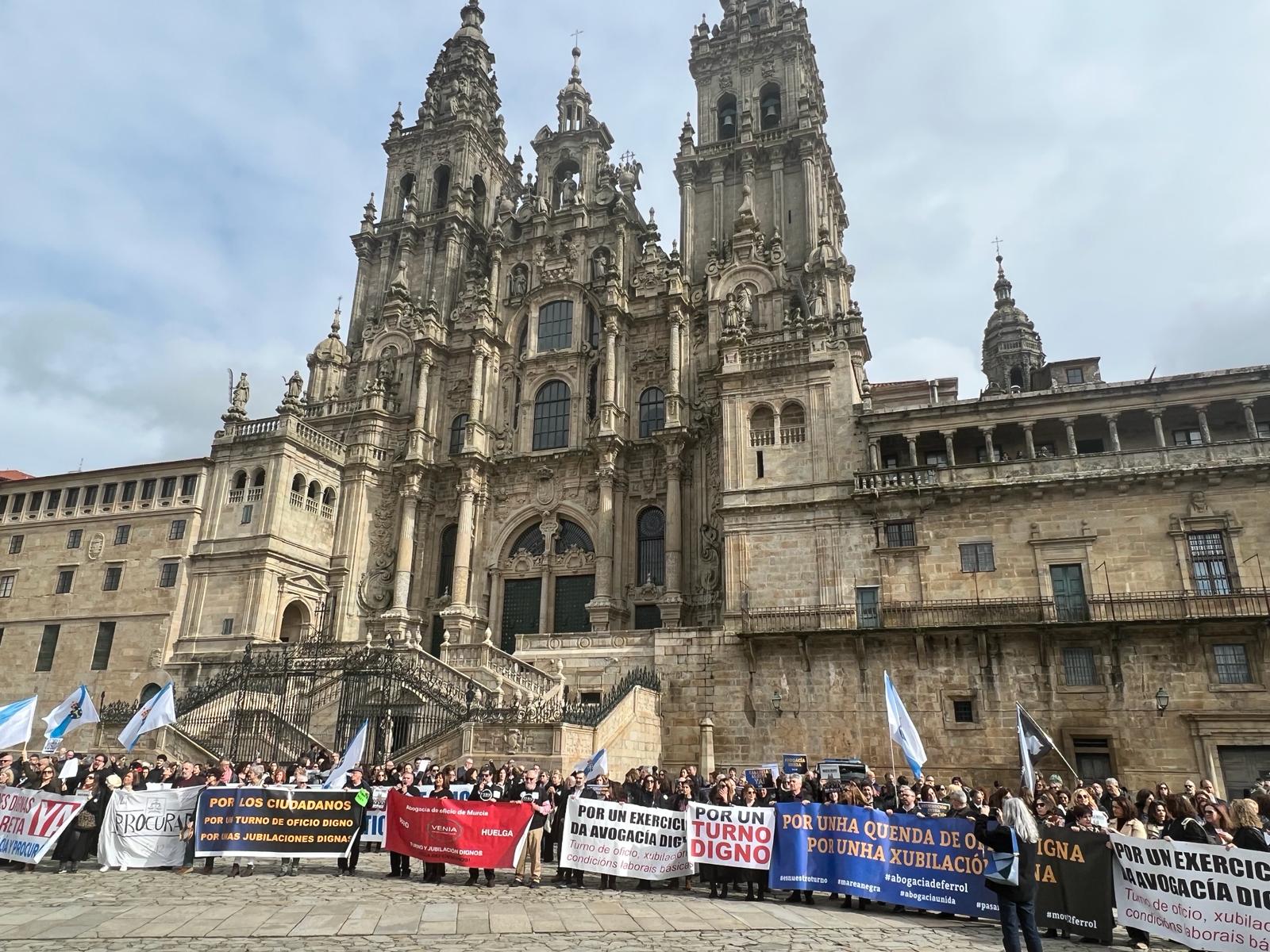 Manifestación catedral huelga del turno de oficio